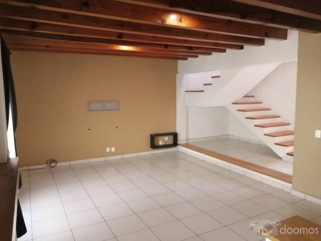 CASA EN RENTA BUGAMBILIAS 1a SECCION $ 17,000.00 INCLUYE MATTO.