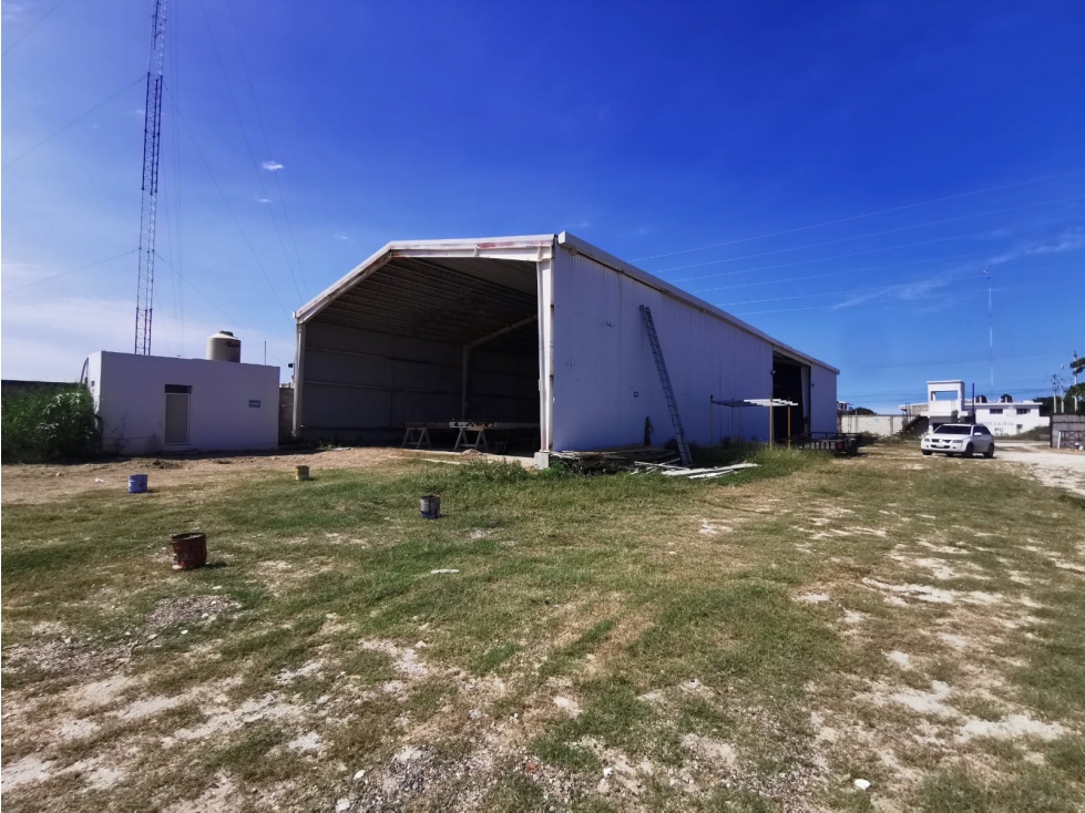 RENTA NAVE BODEGA INDUSTRIAL EN KM 14 CIUDAD DEL CARMEN