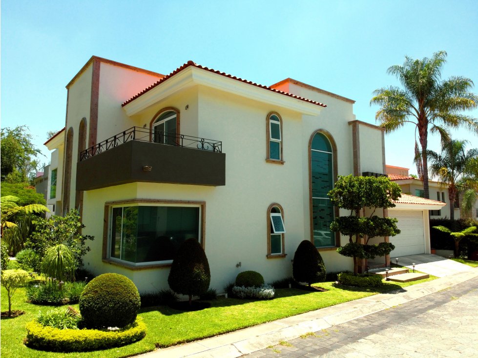 CASA EN VENTA EN EL MANANTIAL, TLAJOMULCO DE ZUÑIGA.