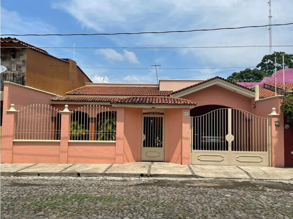 AMPLIA Y BONITA CASA EN VENTA EN COMALA COLIMA PRECIO REBAJADO