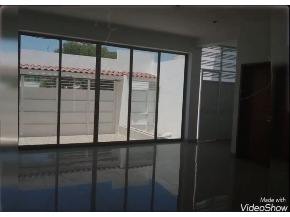 CASA EN VENTA MODELO LAS PERLAS EN RESIDENCIAL SANTA BARBARA COLIMA