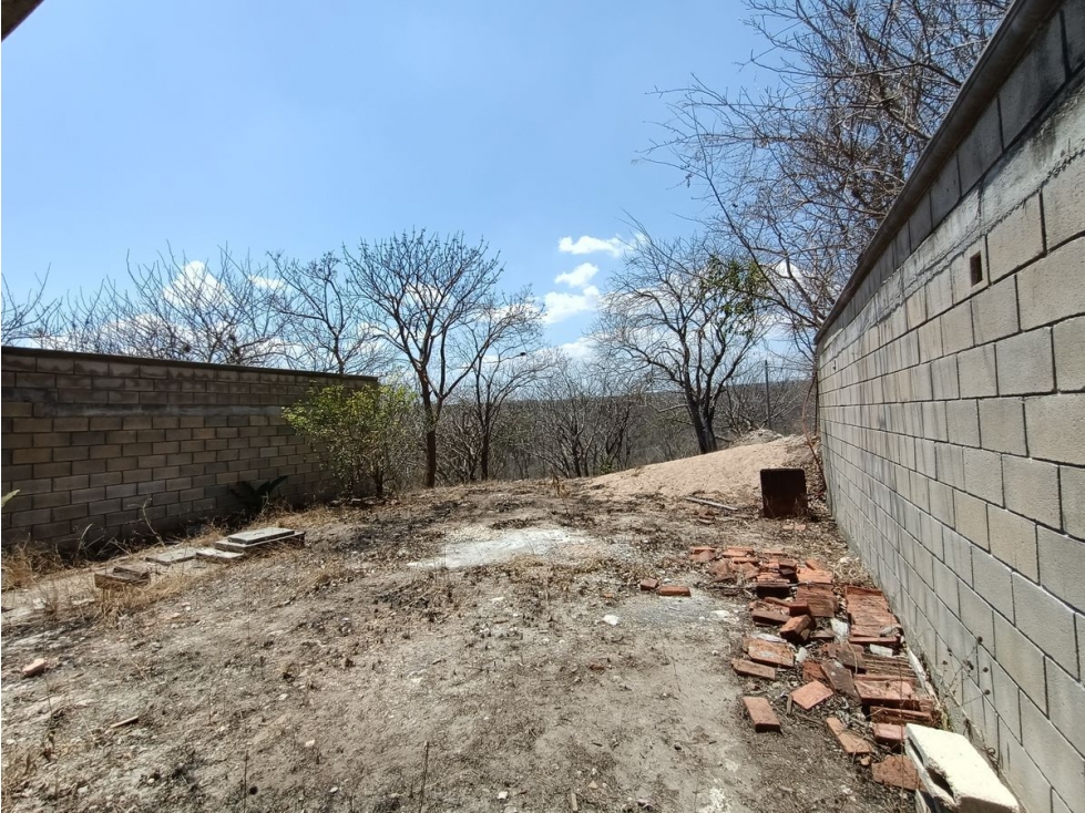 Casa campestre en obra gris en Berriozabal