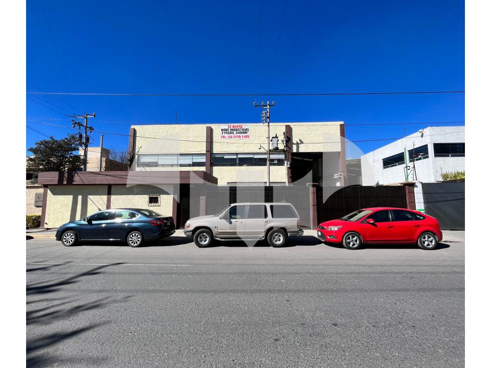 BODEGA CON OFICINAS EN RENTA LERMA