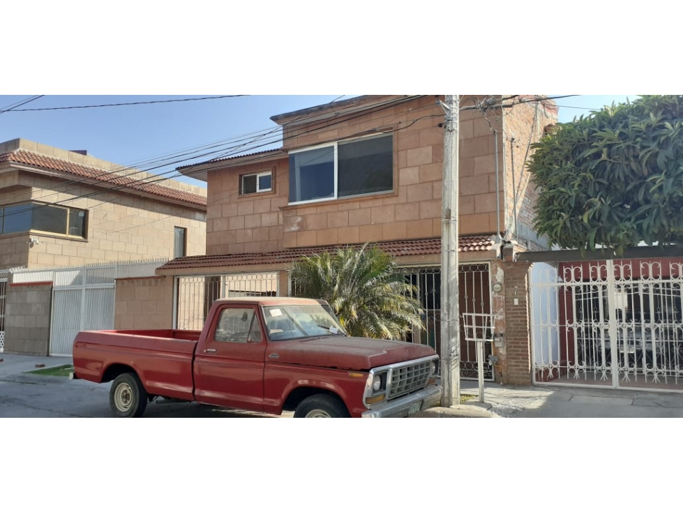 QH5 Casa Venta Acepta Terreno o Auto a Cuenta Mansiones del Valle