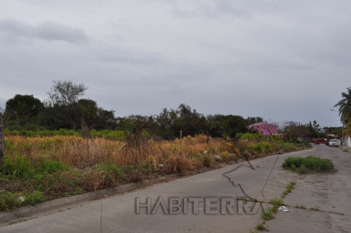 Terreno en venta en la Col. Petrolera, Tuxpan, Ver.