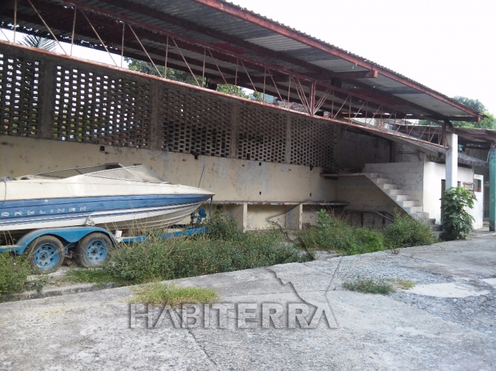 TERRENO COMERCIAL EN RENTA SOBRE LA CALLE CUITLÁHUAC, TUXPAN VER.